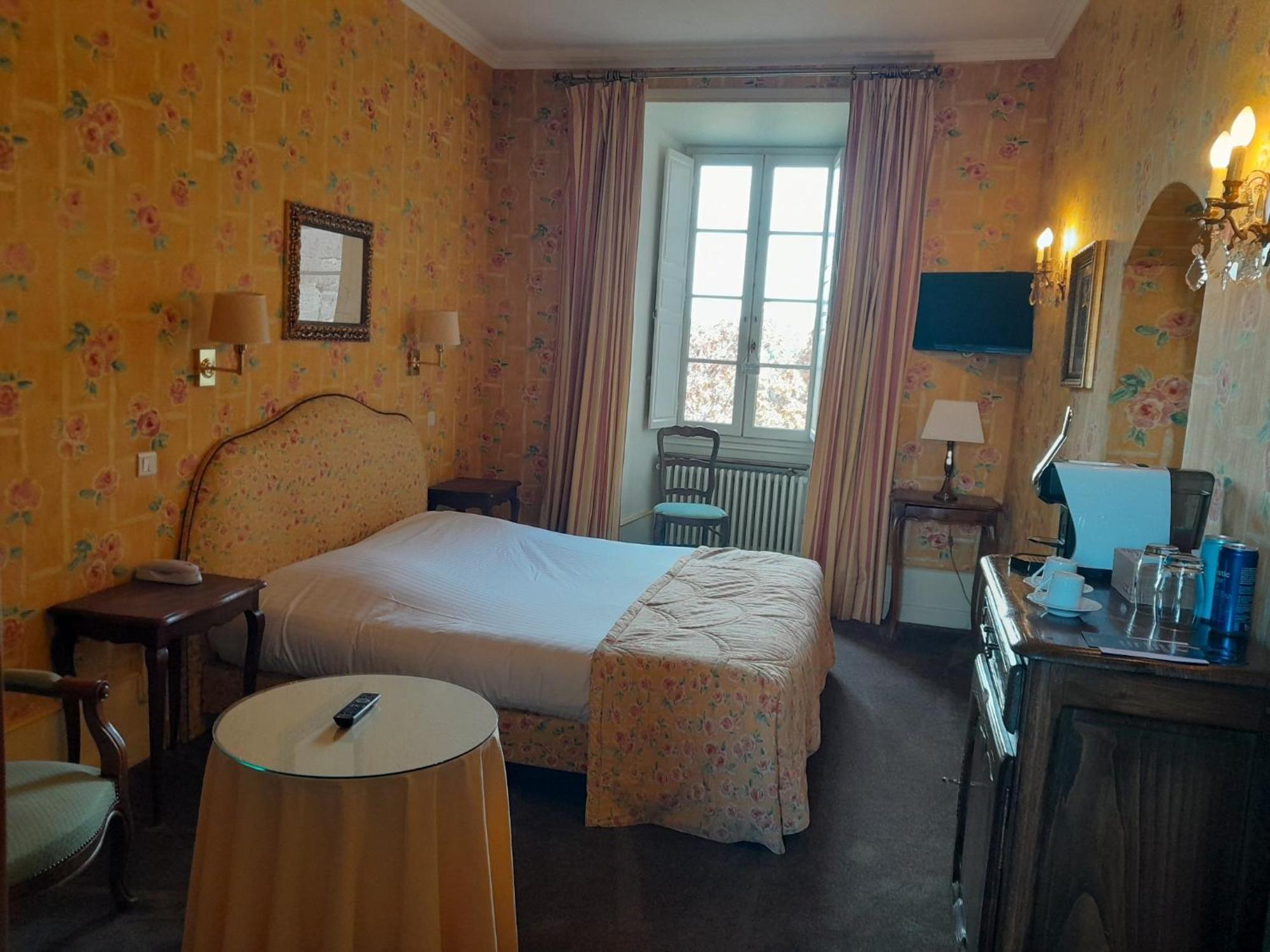 Chateau De Castel Novel Boutique Hotel Varetz Exterior foto